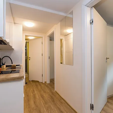 Shortstaypoland Batorego アパート ワルシャワ