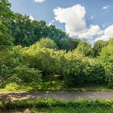 Апартаменты Shortstaypoland Batorego